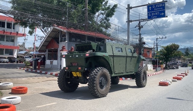 ร่วมกำลัง 3 ฝ่ายทำการตรวจสอบยานพาหนะ