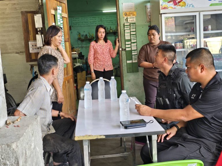 ผกก.สภ.บันนังสตา อกตรวจเยี่ยพบปะพูดคุยกับผู้ดูแล หจก.เอส พี วีพาราวู้ด (โรงไม้ป่าหวัง)​